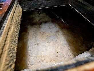 Craigellachie washback during fermentation&nbsp;hochgeladen von&nbsp;anonym, 07.12.2023