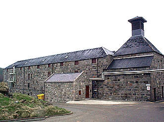 Royal Lochnagar warehouse with kiln&nbsp;hochgeladen von&nbsp;anonym, 22.04.2015
