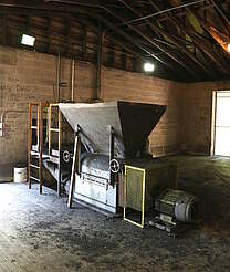 Jack Daniels charcoal mill&nbsp;hochgeladen von&nbsp;anonym, 09.06.2015