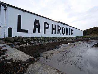 Laphroaig distillery&nbsp;hochgeladen von&nbsp;anonym, 29.06.2023