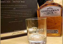Jack Daniel's Gentleman Jack mit Glas