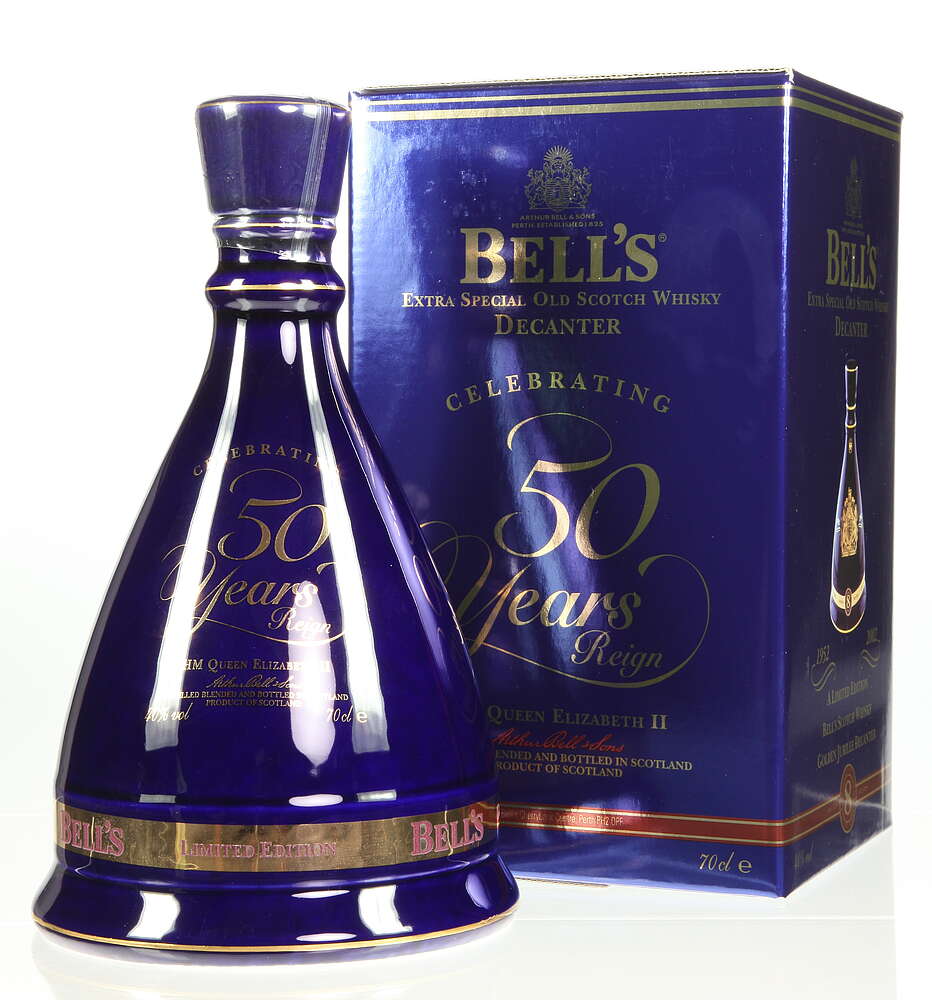 Bells 8 Jahre Queen's Golden Jubilee Blue Decanter
