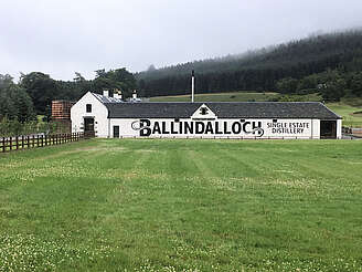 Ballindalloch distillery from the A95 road&nbsp;hochgeladen von, 29.08.2017