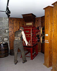 Royal Lochnagar museum - old malt mill till 1987&nbsp;hochgeladen von&nbsp;anonym, 22.04.2015