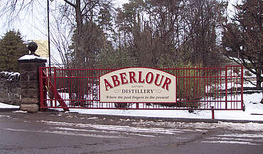 Aberlour entrance gate&nbsp;hochgeladen von&nbsp;anonym, 10.02.2015
